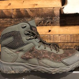 CQR hiking boots